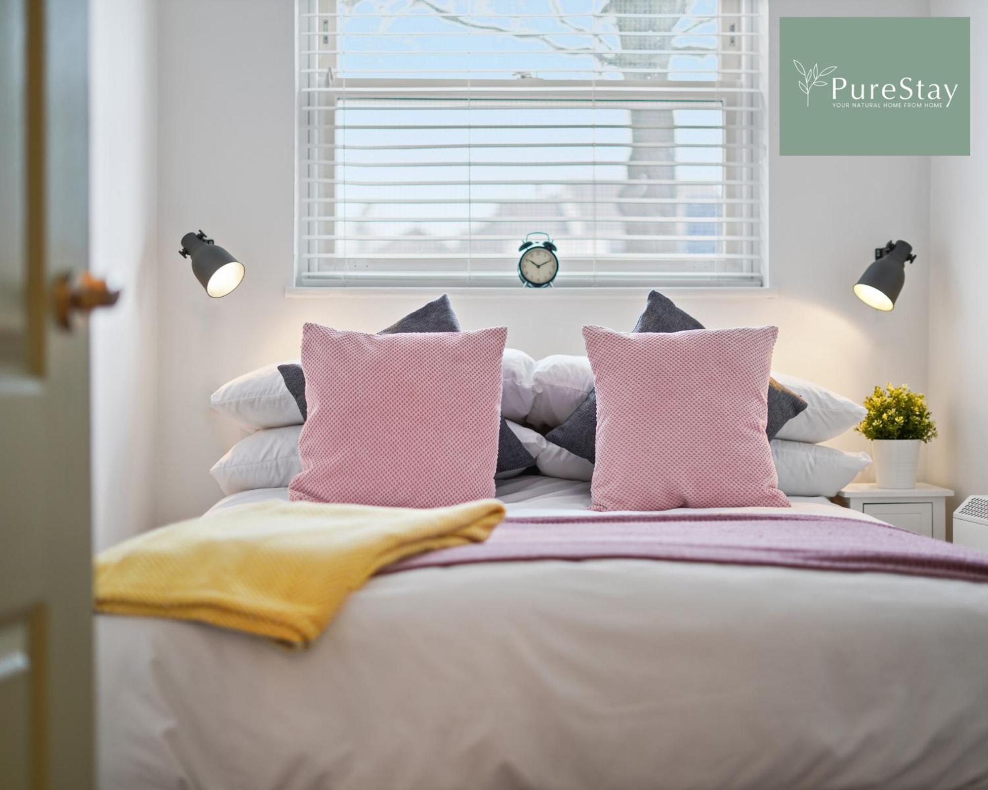 Stunning Two Bed Leamington Apartment With Free Wifi By Purestay Short Lets & Serviced Accommodation Leamington Spa Exterior foto