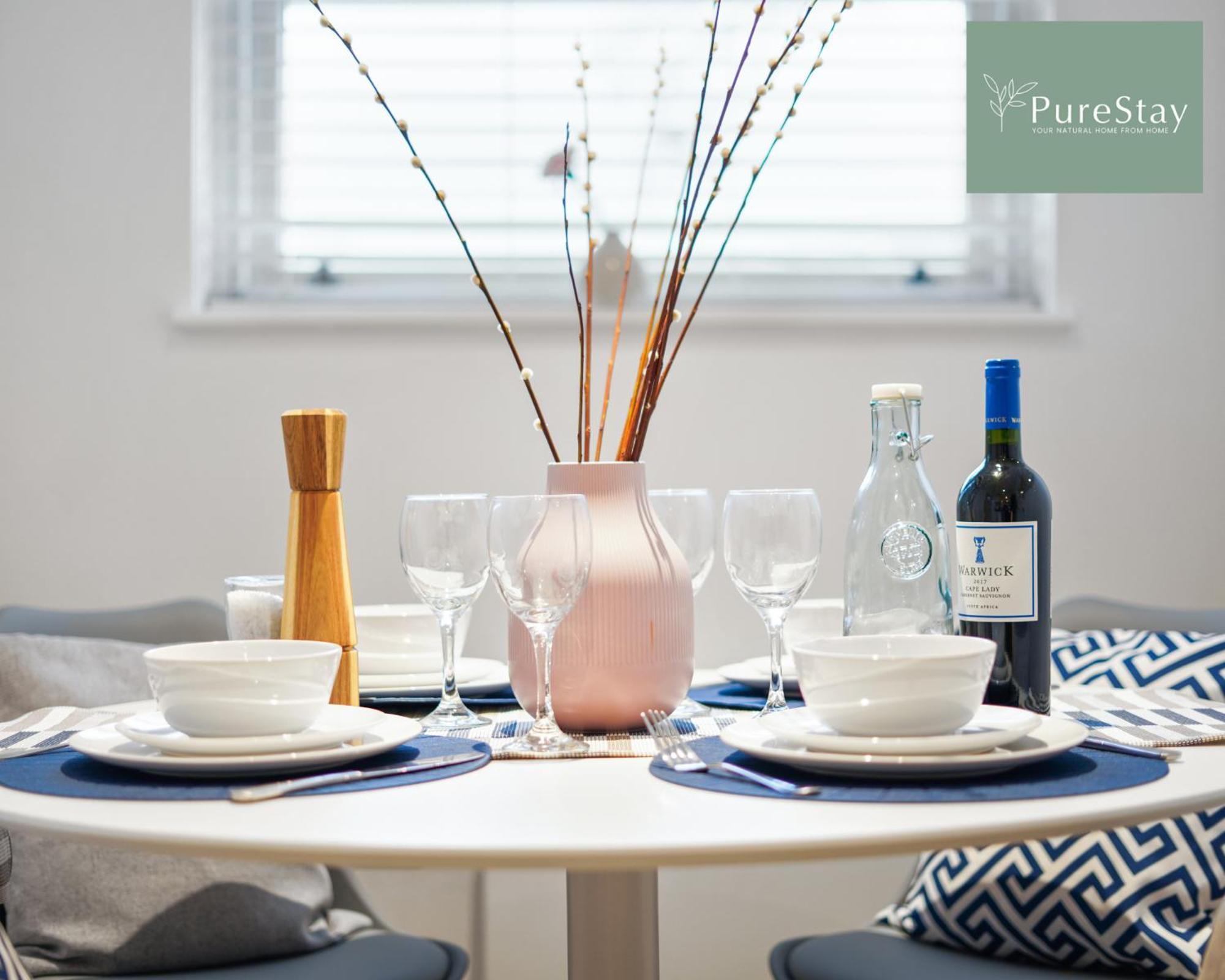 Stunning Two Bed Leamington Apartment With Free Wifi By Purestay Short Lets & Serviced Accommodation Leamington Spa Exterior foto