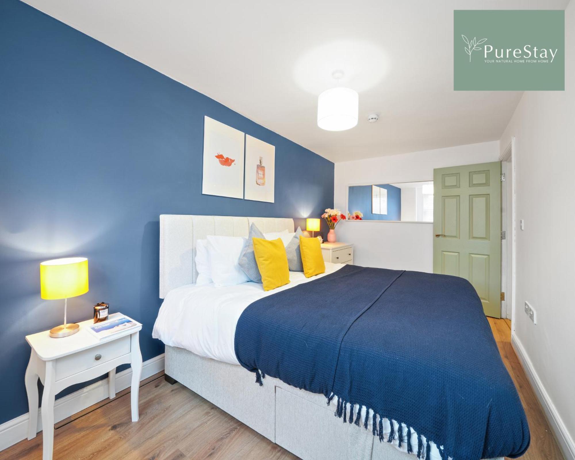 Stunning Two Bed Leamington Apartment With Free Wifi By Purestay Short Lets & Serviced Accommodation Leamington Spa Exterior foto